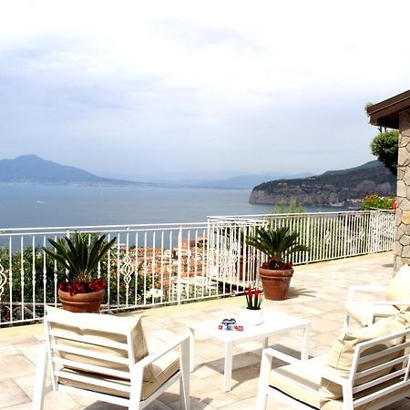 Mirasorrento别墅 外观 照片