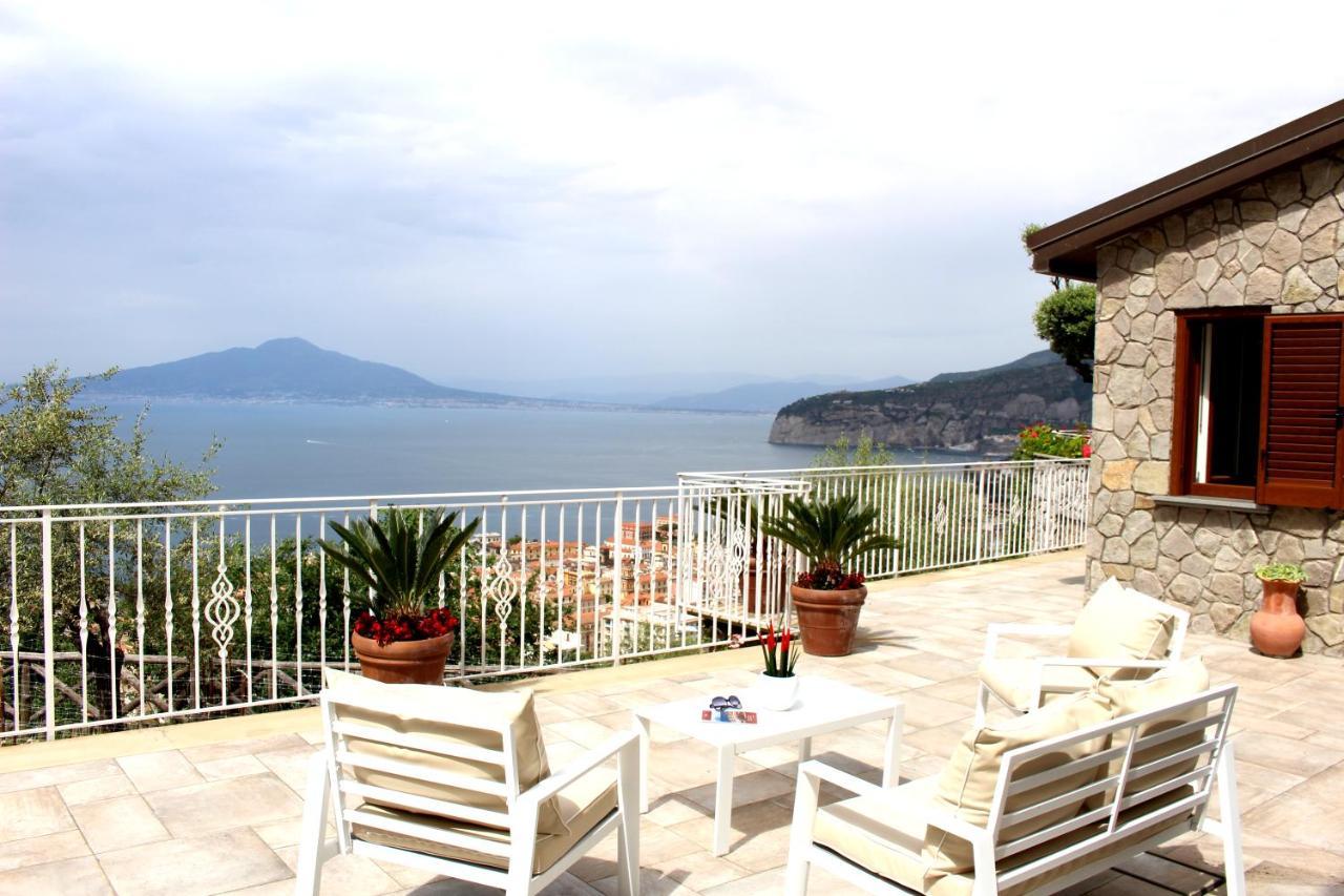 Mirasorrento别墅 外观 照片