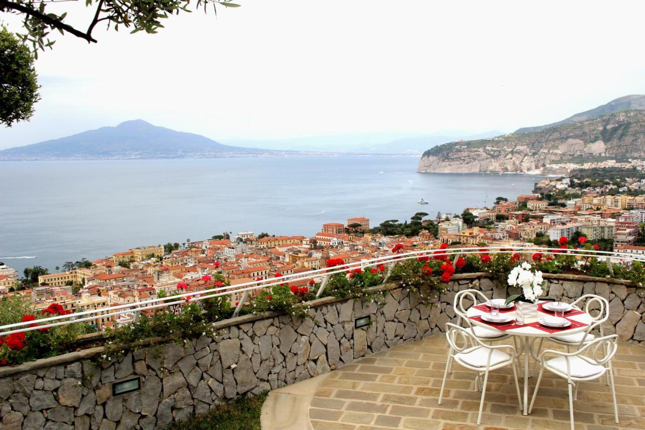Mirasorrento别墅 外观 照片