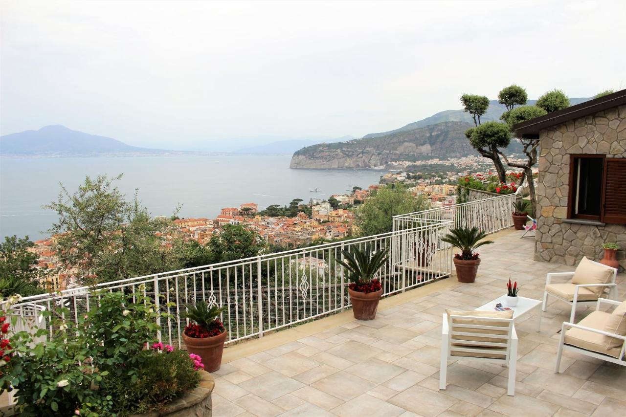 Mirasorrento别墅 外观 照片